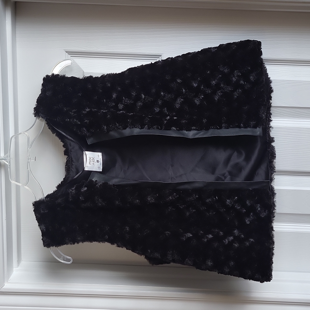 Mac + Jac Faux Fur Open Vest Size L